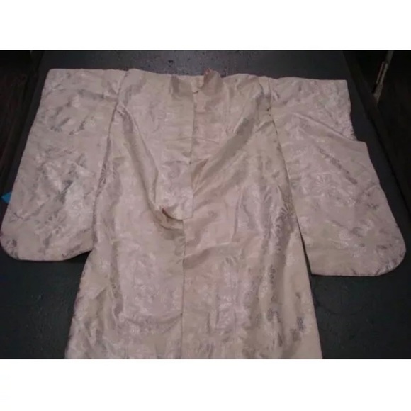 VINTAGE white/white pure silk brocade KIMONO mint! - Picture 8 of 8